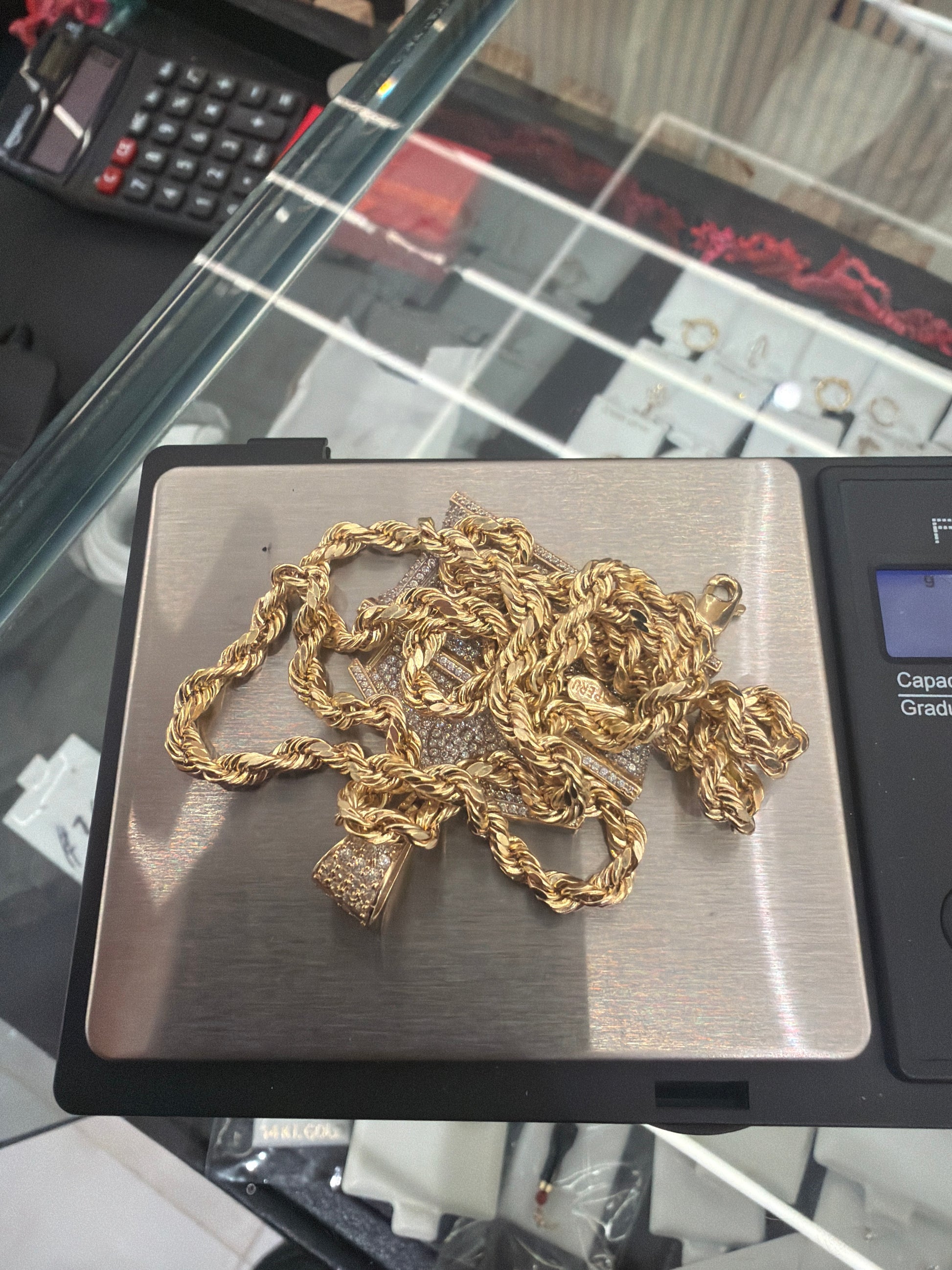 Cadena tope más medalla